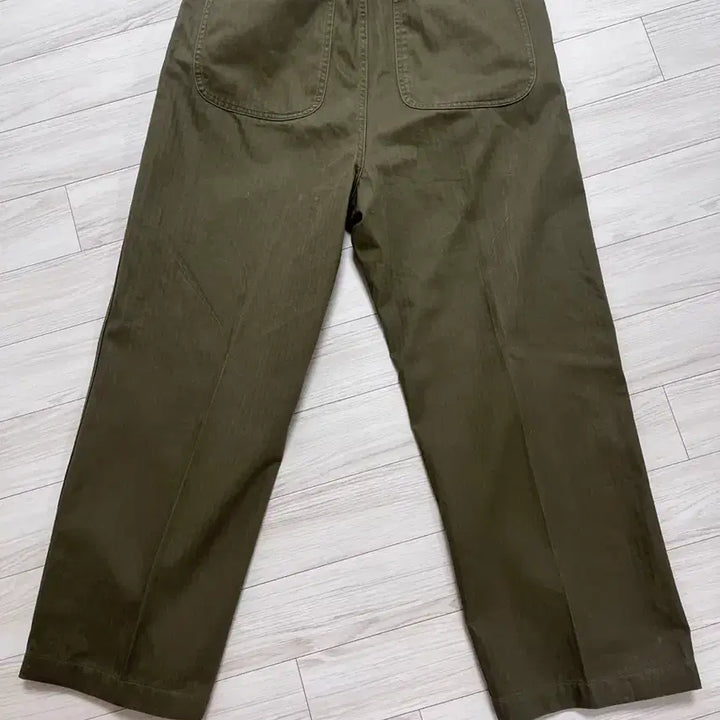 [BUNJANG] Outstanding Herringbone Wide Pants Size 32 / 아웃스탠딩 헤링본 팬츠 32