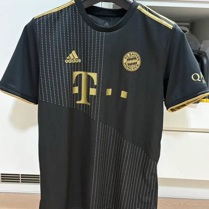 [BUNJANG] Bayern Munich 21-22 Away Lewandowski Replica Jersey / 뮌헨 21-22 어웨이 레반도프스키 레플리카