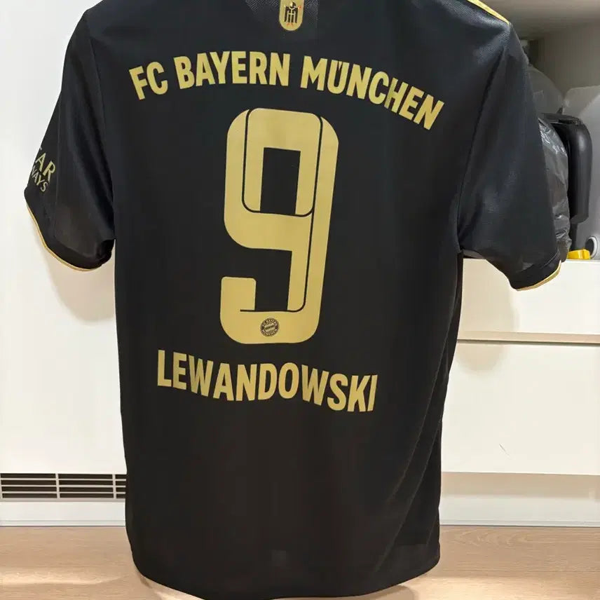 [BUNJANG] Bayern Munich 21-22 Away Lewandowski Replica Jersey / 뮌헨 21-22 어웨이 레반도프스키 레플리카