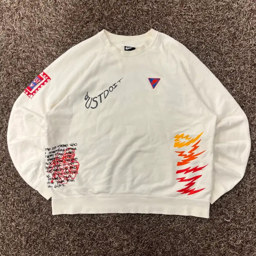 [BUNJANG] Nike NSW Graffiti Sweatshirt / L 나이키 NSW 그래피티 맨투맨