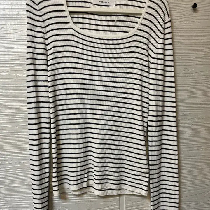 [BUNJANG] Eight Seconds Striped Ribbed Square Neck T-Shirt / 25년제조 에잇세컨즈 스트라이프 리브드 스퀘어넥 티셔츠