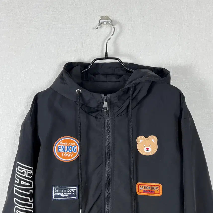 [BUNJANG] Bear Patch Black Windbreaker Jacket (Women&