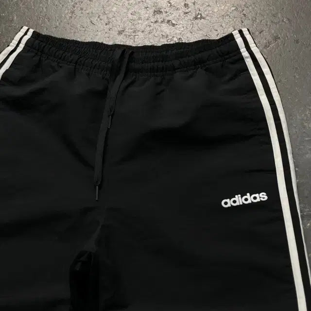 [SOLD OUT] 105 아디다스 나일론 팬츠