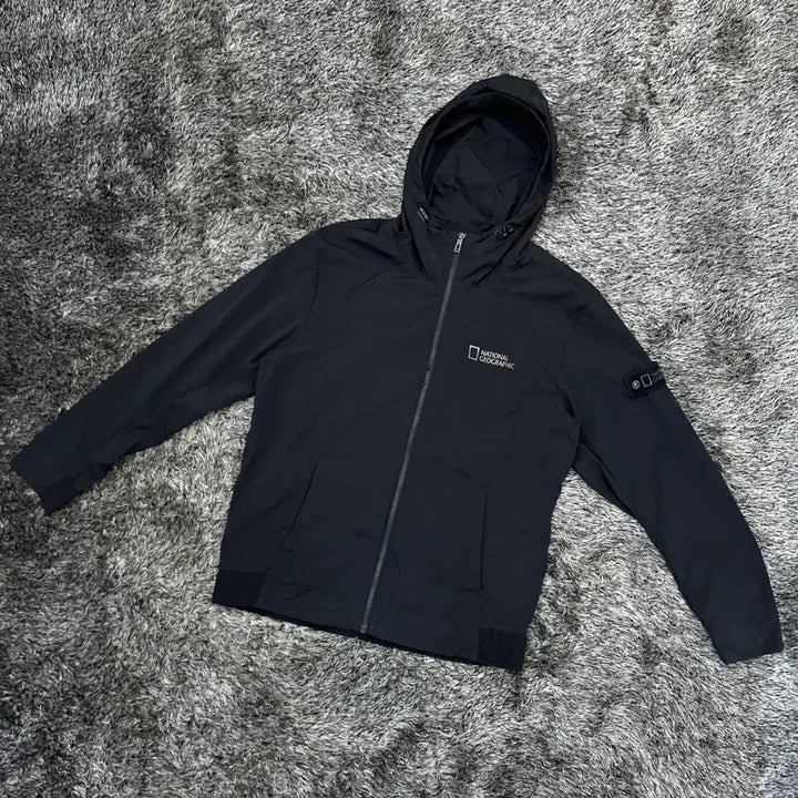 [SOLD OUT] 네셔널지오그래픽 바람막이 (XXL)