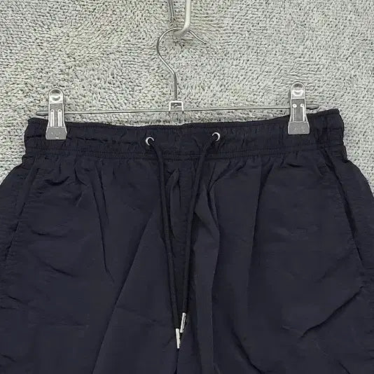 [SOLD OUT] 에잇세컨즈 네이비 반바지 M