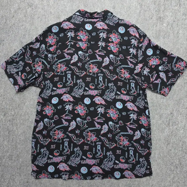 [SOLD OUT] 칼하트 WIP 올오버 파라다이스 프린트 반팔 셔츠 M
