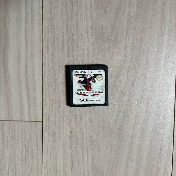 [SOLD OUT] 닌텐도 DS Lite 블랙 본체 + 충전기