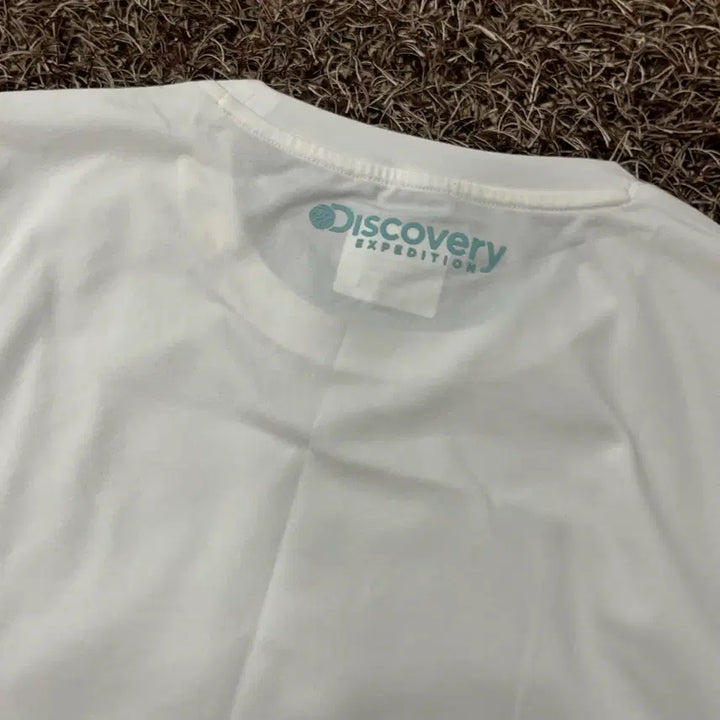 [SOLD OUT] 100 디스커버리 화이트 반팔 티셔츠