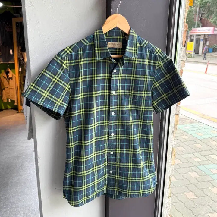 [SOLD OUT] M/ 버버리 신형 노바체크 반팔 셔츠