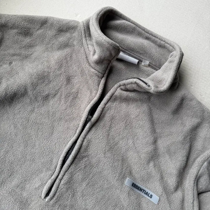 [SOLD OUT] 피어오브갓 에센셜 플리스 하프 집업 아노락