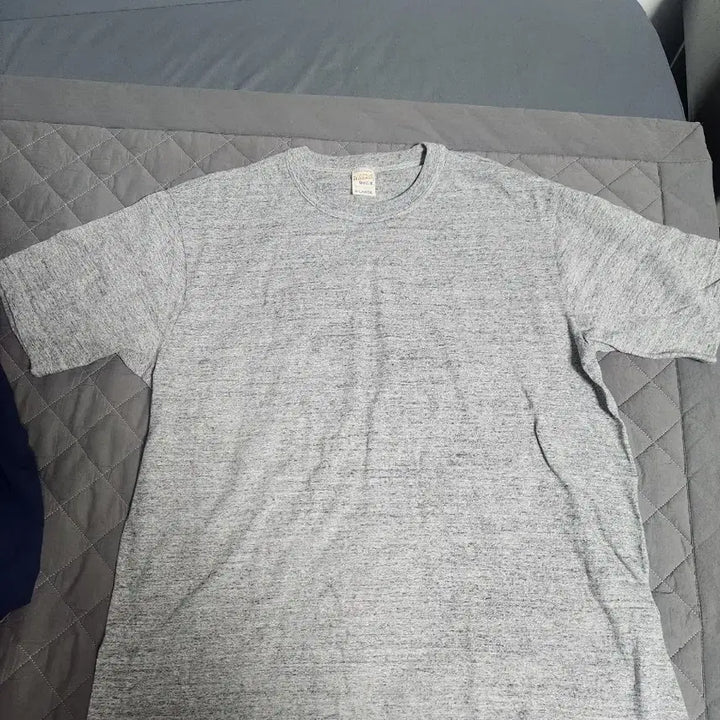 [SOLD OUT] 화이츠빌 그레이 xl 새상품 팝니다