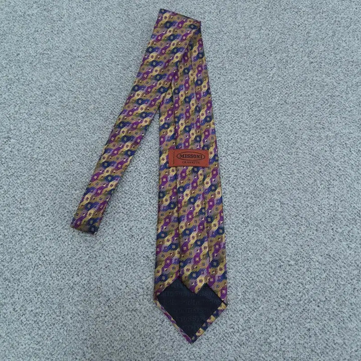 [SOLD OUT] 미쏘니 넥타이 | 0624C36