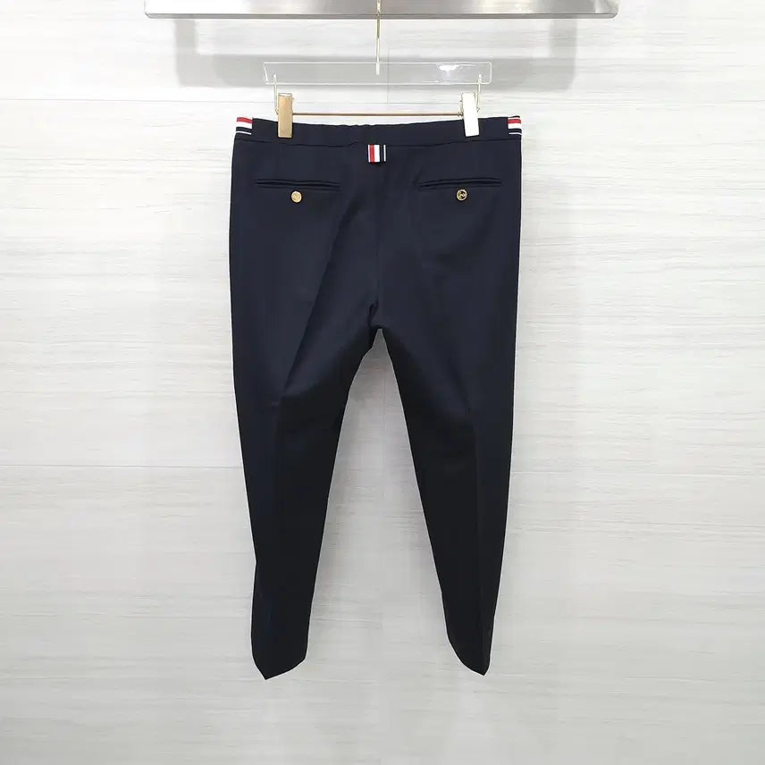 [SOLD OUT] 1 / 톰브라운 네이비 삼선 울 팬츠