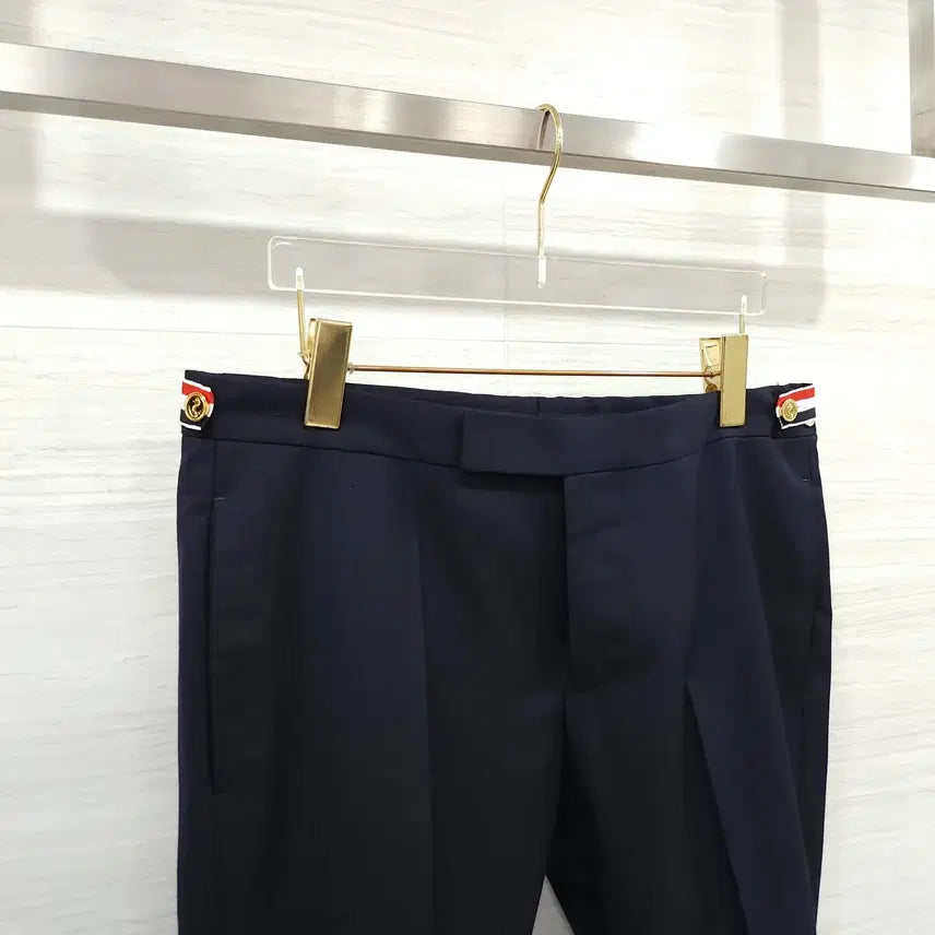 [SOLD OUT] 1 / 톰브라운 네이비 삼선 울 팬츠