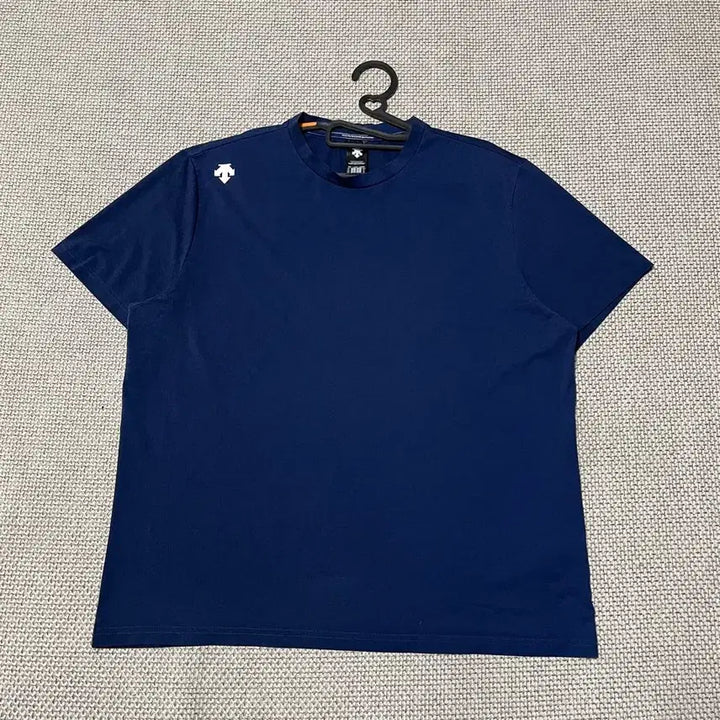 [SOLD OUT] 3XL 데상트 기능성 라운드 반팔티 B.8254