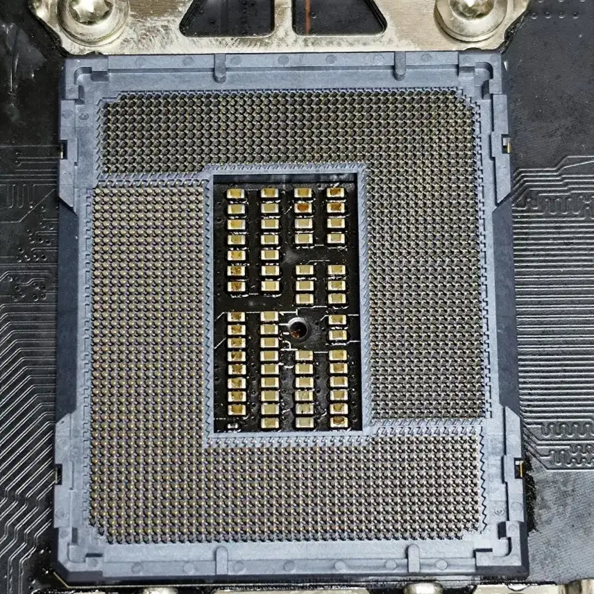 [SOLD OUT] MSI MAG Z690 CARBON WIFI D5 메인보드