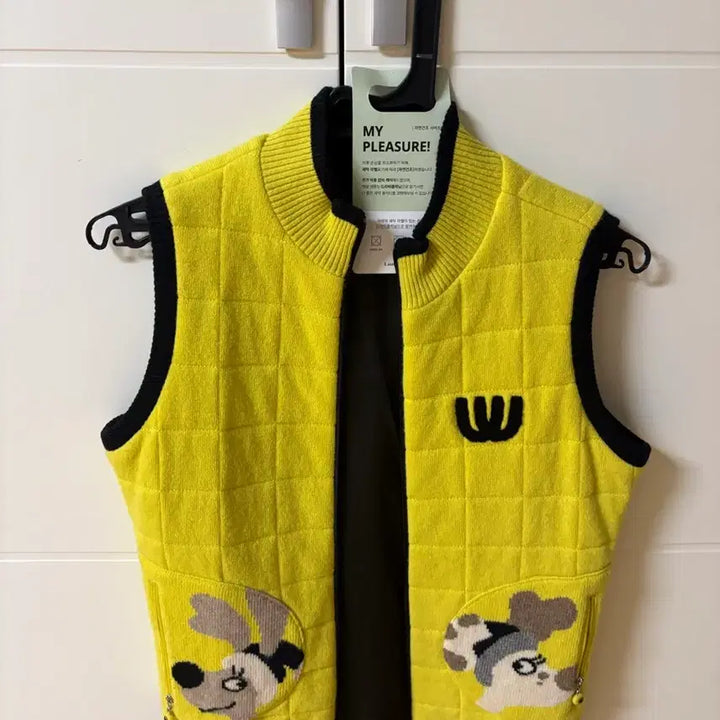 [SOLD OUT] [오늘 급처] MU스포츠 골프복 퀼팅 조끼
