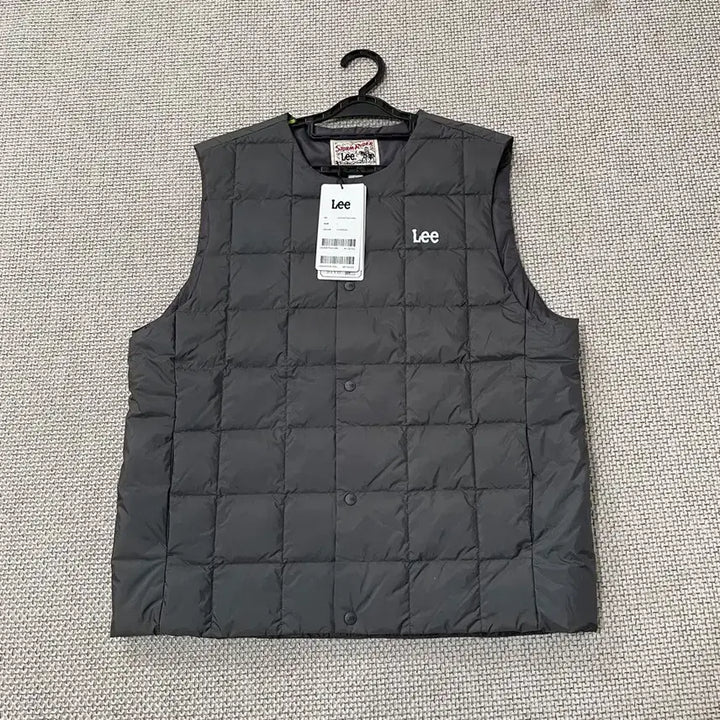 [SOLD OUT] L LEE 새상품 라운드넥 패딩 조끼 B.7069
