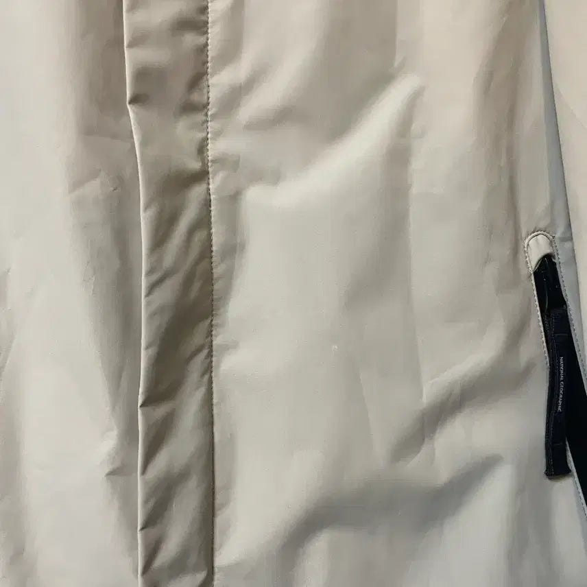 [SOLD OUT] 내셔널지오그래픽 공용 베이직 후드 바람막이 XL (후드탈부착 가능)