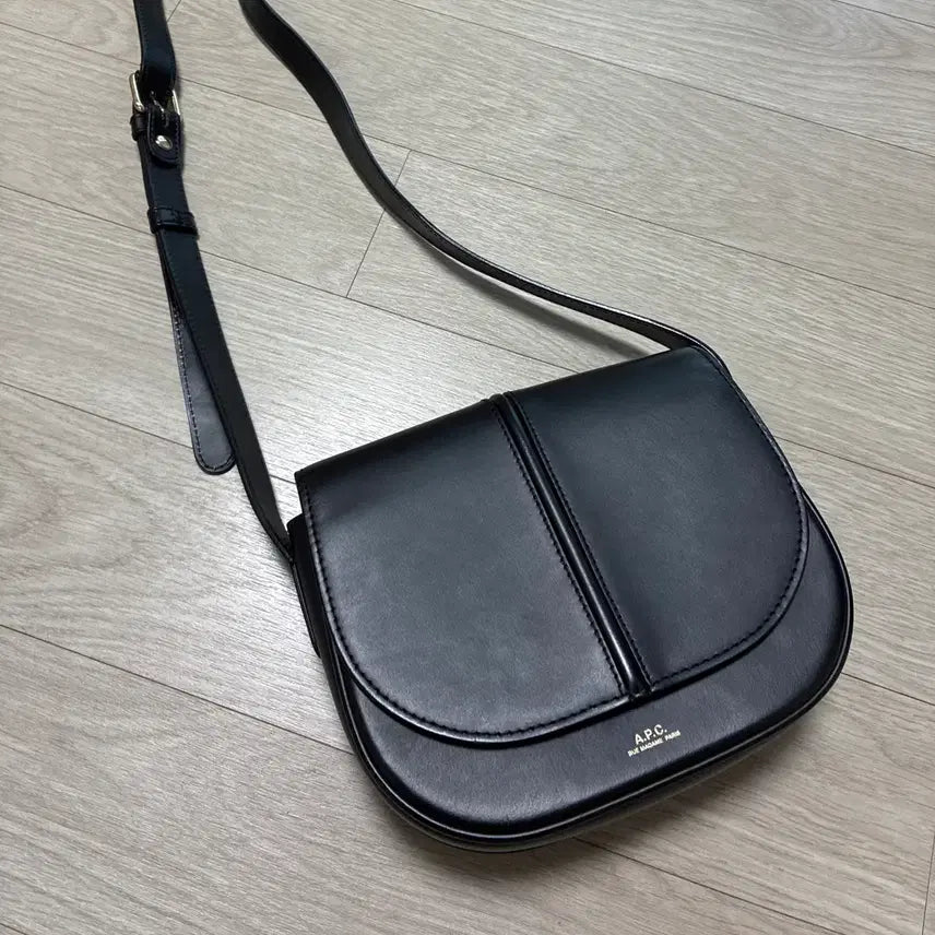 [SOLD OUT] 아페쎄 베티백