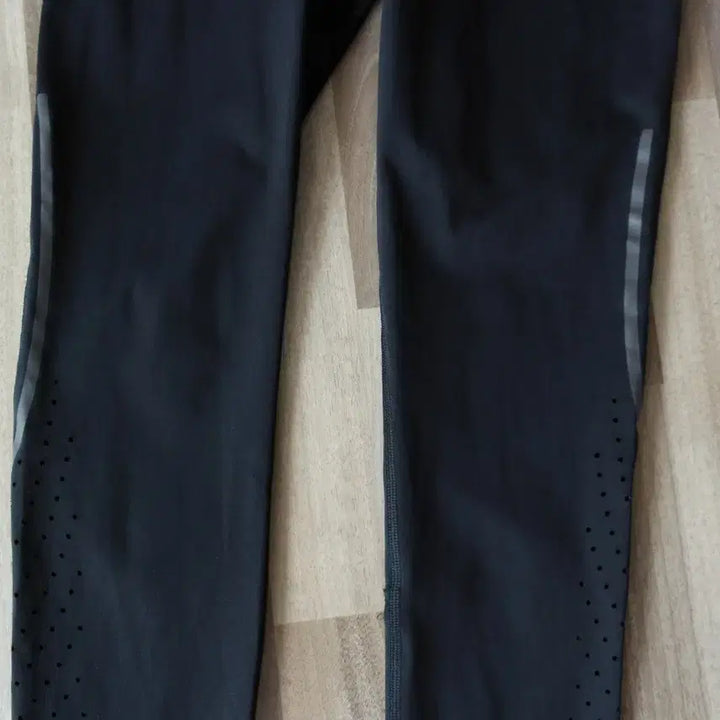 [SOLD OUT] 언더아머레깅스/77사이즈/정품/새제품수준