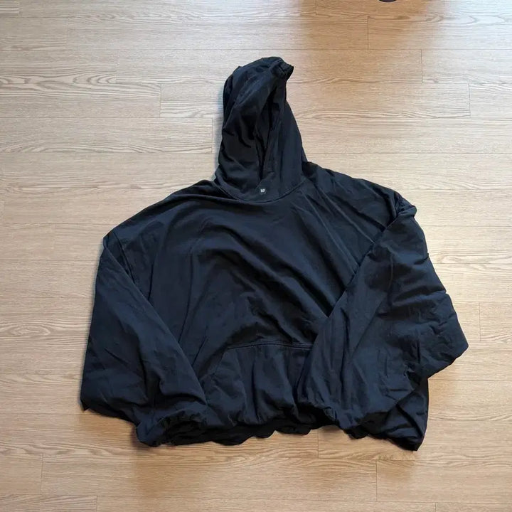 [SOLD OUT] 이지갭 발렌시아가 로고 후드티 블랙
