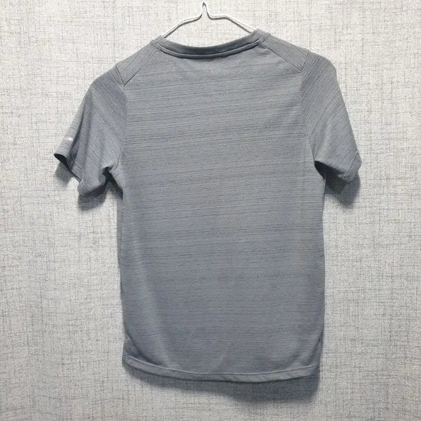[SOLD OUT] 나이키 스우시 드라이핏 리플렉티브 프린팅 반팔 티셔츠 s