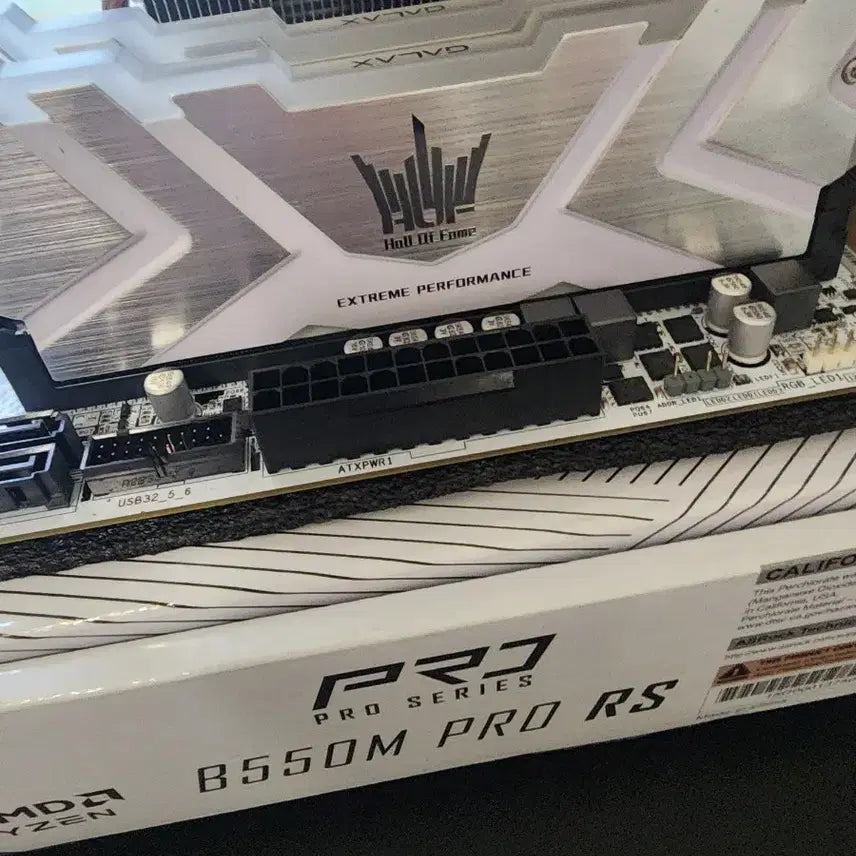 [SOLD OUT] 5600t b550m pro rs Hof ddr4 3600 8x8
