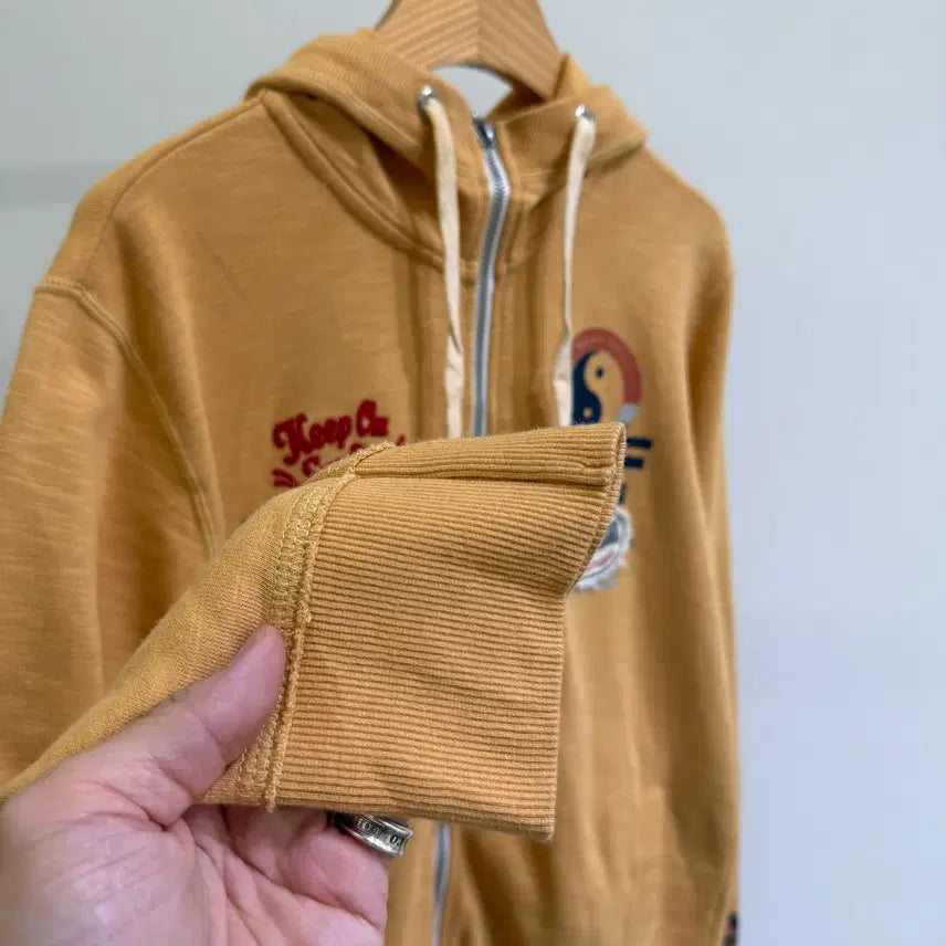 [SOLD OUT] T&amp;C SURF 후드 집업