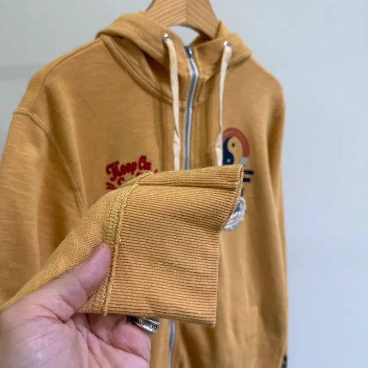 [SOLD OUT] T&amp;C SURF 후드 집업