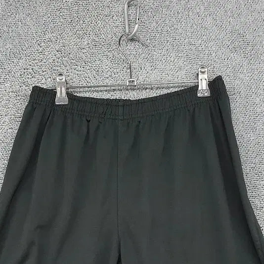 [SOLD OUT] 리복 그레이 트레이닝 반바지 L