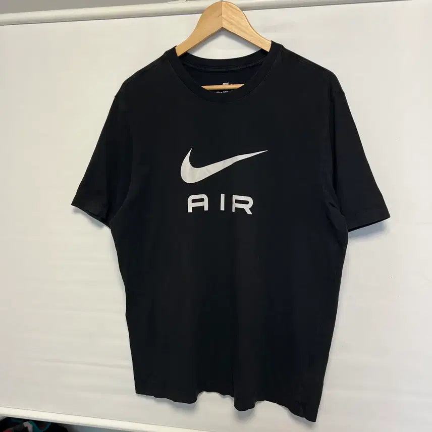 [SOLD OUT] [정품/2XL] 나이키 스우시 에어 블랙 반팔티