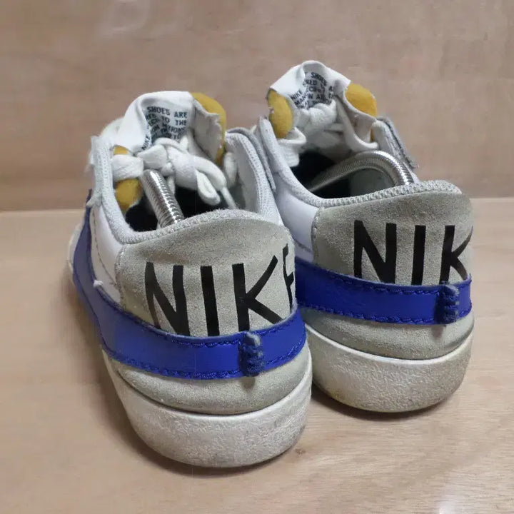 [SOLD OUT] 휘리릭구제 275 나이키 블레이저 점보 로우77 운동화260624