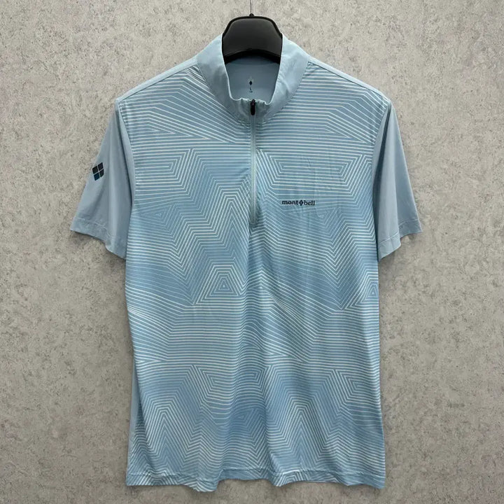[SOLD OUT] 100 몽벨 남자 기능성 반집업 반팔 티셔츠