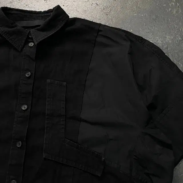 [SOLD OUT] 데무 박춘무 크롭 셔츠