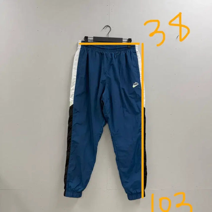 [SOLD OUT] 남성 XL / 나이키 윈드러너 우븐 조거팬츠