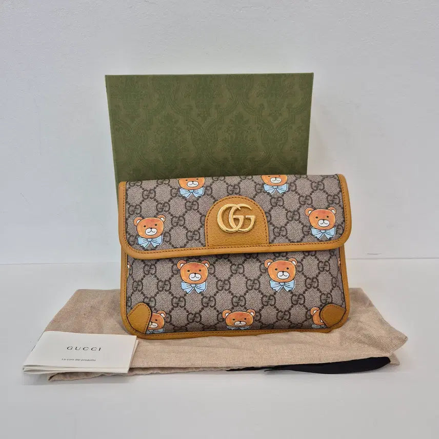 [SOLD OUT] [중고명품 럭스올 울산점] 구찌 x KAI 스몰 벨트백 647817