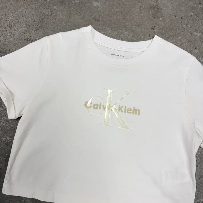 [SOLD OUT] 캘빈클라인 반팔티[2957]