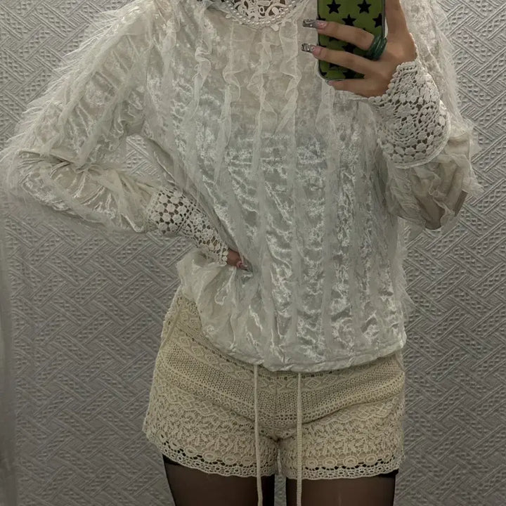 [SOLD OUT] 러블리 레이스코어 프릴 펀칭 긴팔 시어 블라우스 K0370