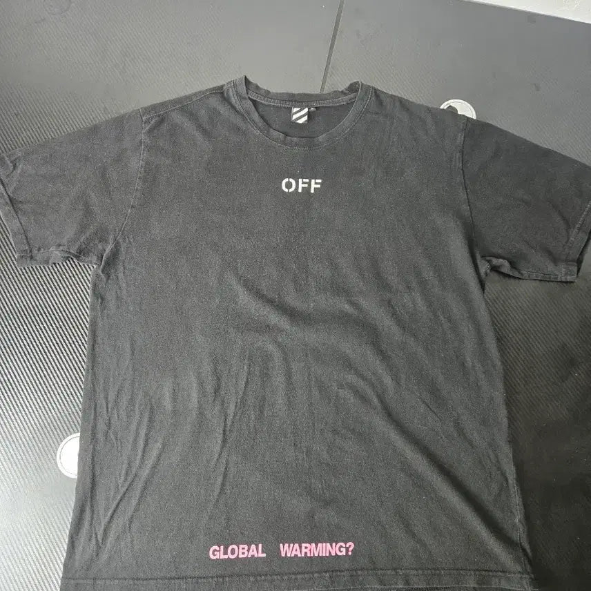 [SOLD OUT] 오프화이트 반팔 티셔츠 블랙