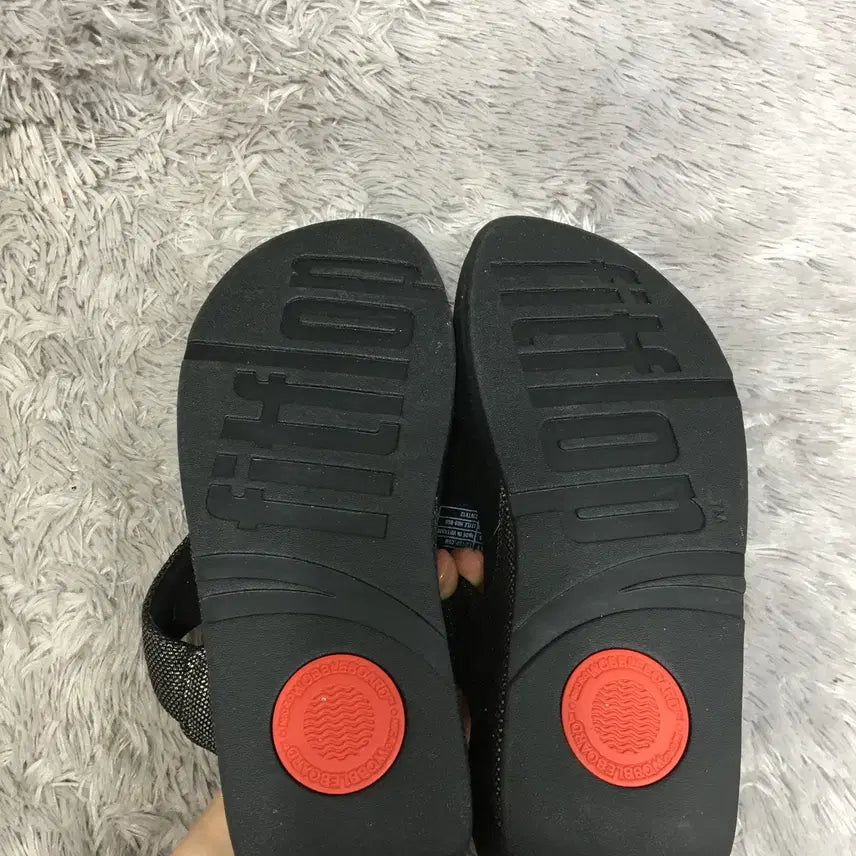 [SOLD OUT] (신품급컨디션) 핏플랍 여성 쪼리 샌들250