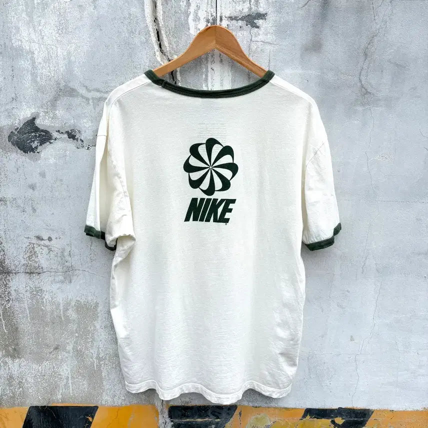 [SOLD OUT] Nike 나이키 반팔 티셔츠 링거티
