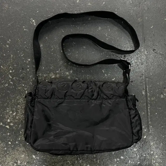 [SOLD OUT] 아디다스 퀼티드 크로스백