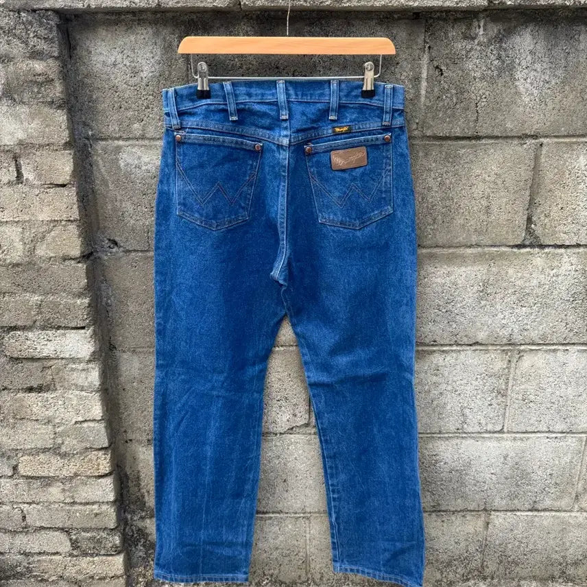 [SOLD OUT] 00s 랭글러 빈티지 13mwz 카우보이컷 데님 팬츠 32