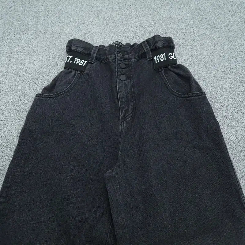 [SOLD OUT] 64(26) 게스 청바지 | 0624B08