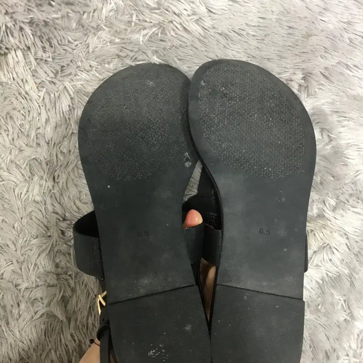 [SOLD OUT] 토리버치 가죽 쪼리 샌들