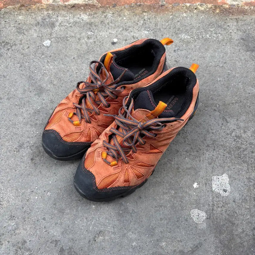 [SOLD OUT] Merrell 머렐 등산화 (265)