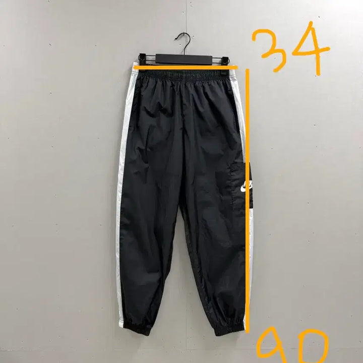 [SOLD OUT] 여성 M / 나이키 우븐 조거팬츠 블랙