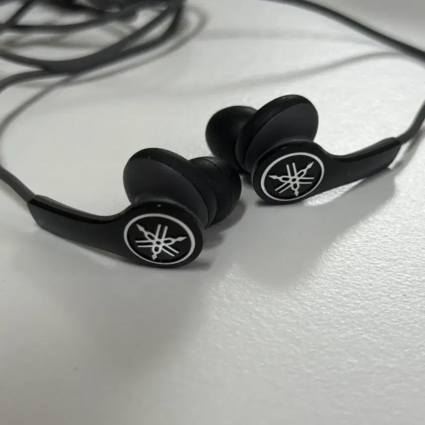 [SOLD OUT] 야마하 EPH-M200 줄이어폰