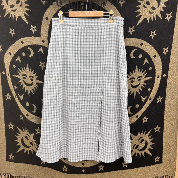 [SOLD OUT] 스파오 캐주얼 키치 민트초코 체크 절개 롱스커트 K0373